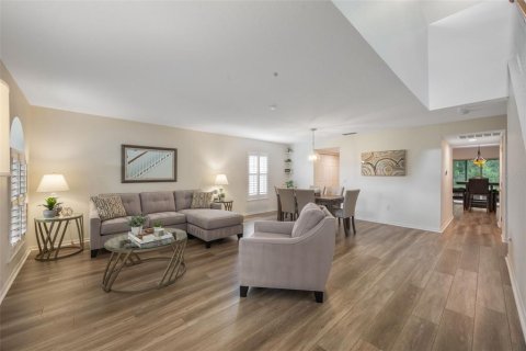 Купить виллу или дом в Фрутленд-Парк, Флорида 12 комнат, 291.9м2, № 1907859 - фото 10