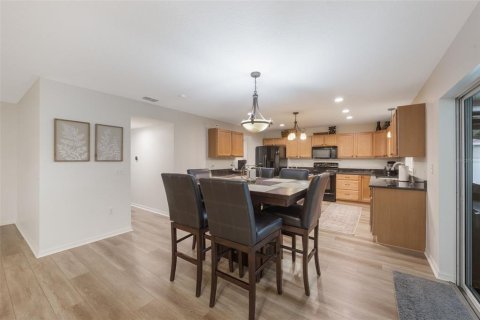 Купить виллу или дом в Фрутленд-Парк, Флорида 12 комнат, 291.9м2, № 1907859 - фото 15