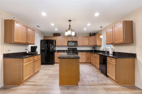 Купить виллу или дом в Фрутленд-Парк, Флорида 12 комнат, 291.9м2, № 1907859 - фото 20