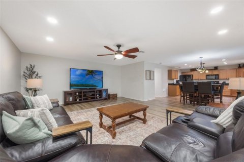 Купить виллу или дом в Фрутленд-Парк, Флорида 12 комнат, 291.9м2, № 1907859 - фото 14