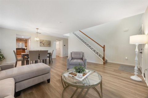 Купить виллу или дом в Фрутленд-Парк, Флорида 12 комнат, 291.9м2, № 1907859 - фото 9