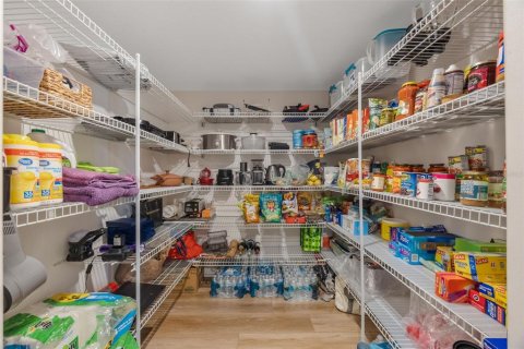 Купить виллу или дом в Фрутленд-Парк, Флорида 12 комнат, 291.9м2, № 1907859 - фото 21