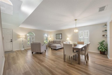 Купить виллу или дом в Фрутленд-Парк, Флорида 12 комнат, 291.9м2, № 1907859 - фото 7