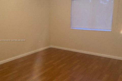 Купить кондоминиум в Майами, Флорида 2 спальни, 99.87м2, № 2025116 - фото 6