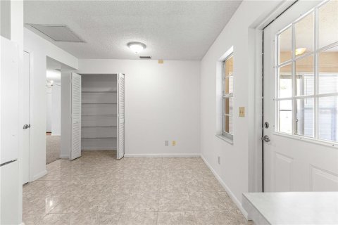 House in Ocala, Florida 2 bedrooms, 111.85 sq.m. № 2094073 - photo 22