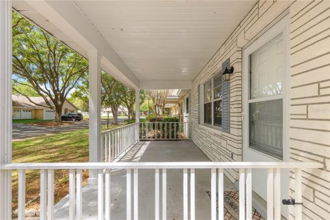 House in Ocala, Florida 2 bedrooms, 111.85 sq.m. № 2094073 - photo 5