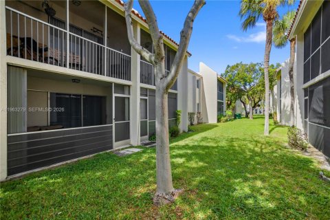 Купить кондоминиум в Дирфилд-Бич, Флорида 1 спальня, 74.32м2, № 2025776 - фото 20