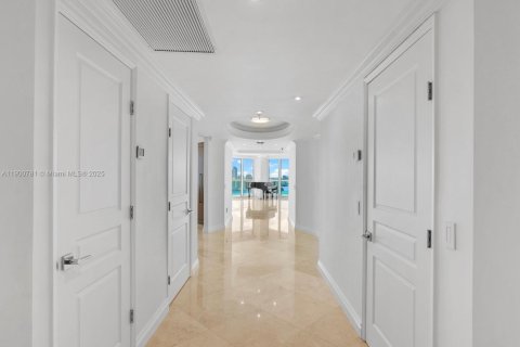 Condo in Aventura, Florida, 4 bedrooms  № 1953499 - photo 3