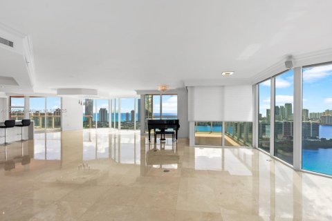 Condo in Aventura, Florida, 4 bedrooms  № 1953499 - photo 10