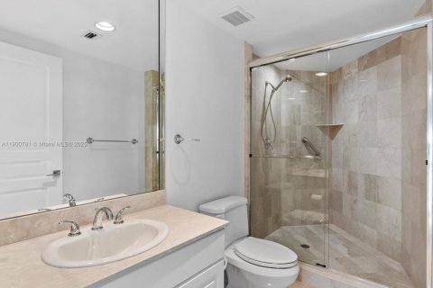 Condo in Aventura, Florida, 4 bedrooms  № 1953499 - photo 24