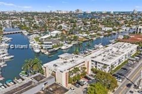 Copropriété à vendre à Fort Lauderdale, Floride: 1 chambre, 51.1 m2 № 2017040 - photo 30