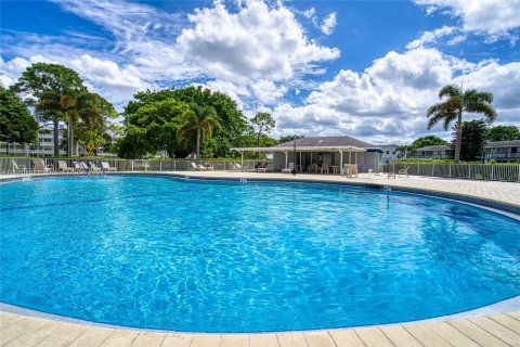Condo in Deerfield Beach, Florida, 1 bedroom  № 1863110 - photo 20