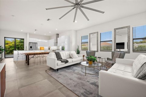 Casa en venta en Sarasota, Florida, 3 dormitorios, 170.1 m2 № 2116380 - foto 3