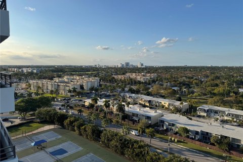 Copropriété à louer à Hallandale Beach, Floride: 1 chambre, 88.26 m2 № 2023747 - photo 17