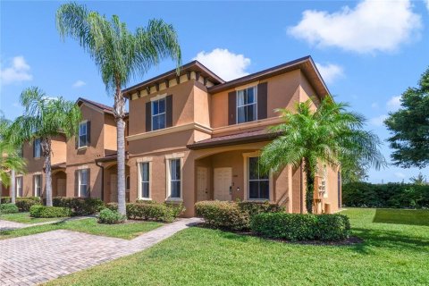 Townhouse in Davenport, Florida 4 bedrooms, 172.43 sq.m. № 1874120 - photo 3