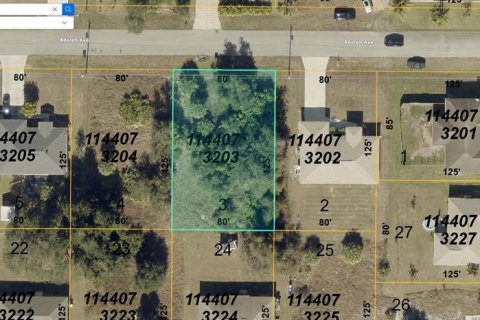 Terrain à North Port, Floride № 2201588