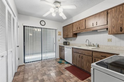 Copropriété à vendre à Hudson, Floride: 2 chambres, 106.28 m2 № 2388941 - photo 9
