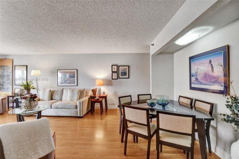 Copropriété à vendre à Hollywood, Floride: 1 chambre, 110.55 m2 № 1749170 - photo 23