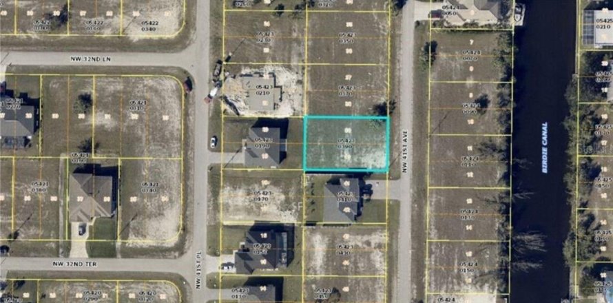 Terrain à Cape Coral, Floride № 2218440