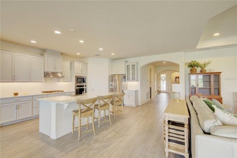 House in Oviedo, Florida 4 bedrooms, 256.22 sq.m. № 1782860 - photo 15