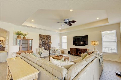 House in Oviedo, Florida 4 bedrooms, 256.22 sq.m. № 1782860 - photo 14