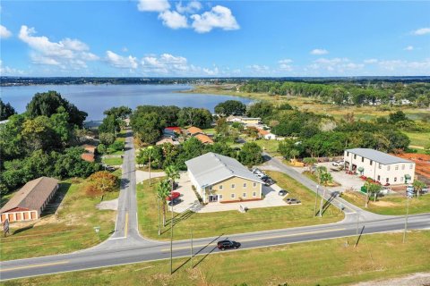Propiedad comercial en alquiler en Tavares, Florida, 168.15 m2 № 1916597 - foto 17