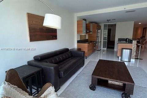 Condo in Aventura, Florida  № 2037344 - photo 3