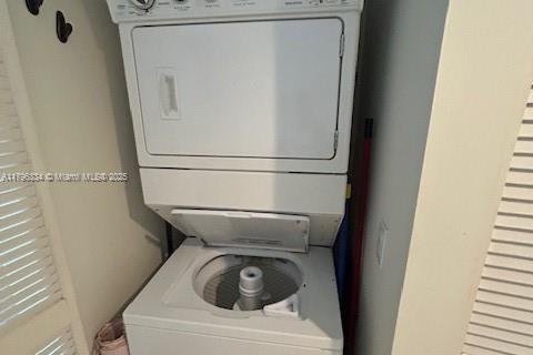 Condo in Aventura, Florida  № 2037344 - photo 28