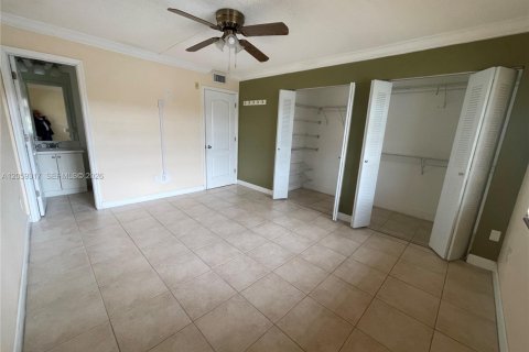 Condominio en alquiler en Miami, Florida, 2 dormitorios, 105.91 m2 № 2264267 - foto 12