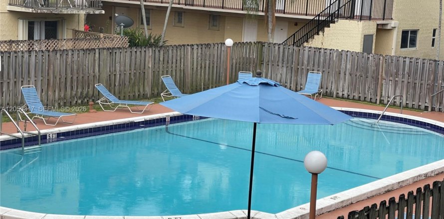 Condominio en Miami, Florida, 2 dormitorios № 2264267