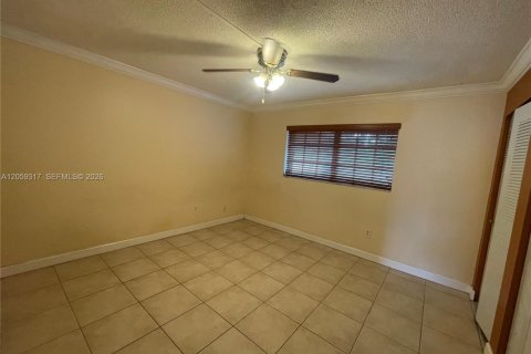 Condominio en alquiler en Miami, Florida, 2 dormitorios, 105.91 m2 № 2264267 - foto 17