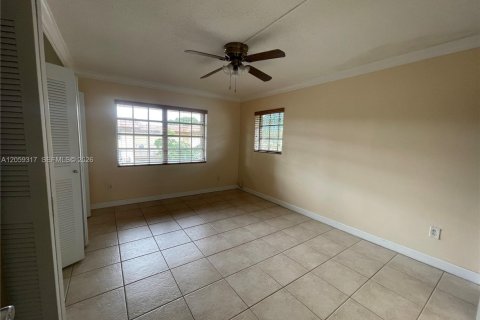 Condominio en alquiler en Miami, Florida, 2 dormitorios, 105.91 m2 № 2264267 - foto 7