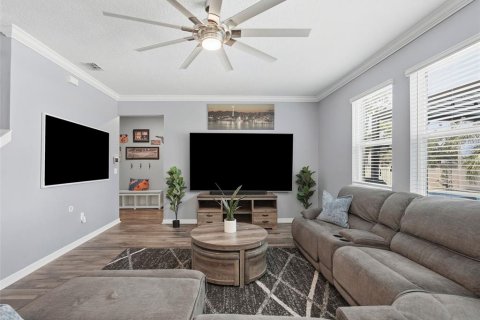 House in Riverview, Florida 4 bedrooms, 249.54 sq.m. № 2151845 - photo 10