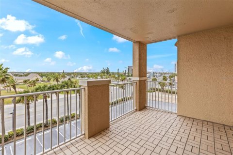 Condo in Daytona Beach Shores, Florida, 3 bedrooms  № 2117177 - photo 20