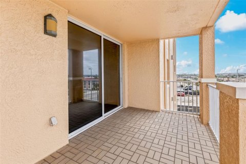 Condo in Daytona Beach Shores, Florida, 3 bedrooms  № 2117177 - photo 21