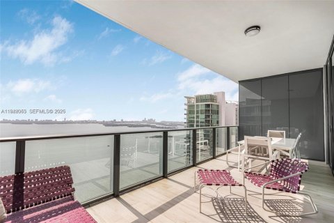 Condo à Miami, Floride, 2 chambres  № 1999017