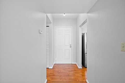 Condominio en alquiler en Fort Lauderdale, Florida, 1 dormitorio, 73.39 m2 № 2077400 - foto 11