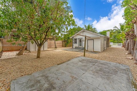 Снять в аренду виллу или дом в Майами, Флорида 2 спальни, 89.37м2, № 2050907 - фото 18