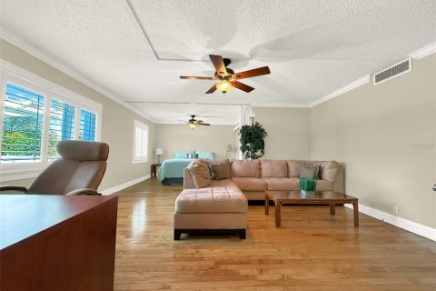 House in New Smyrna Beach, Florida 4 bedrooms, 341.32 sq.m. № 2099956 - photo 10