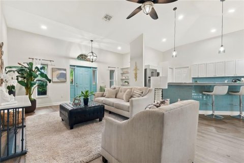 Villa ou maison à vendre à Cape Coral, Floride: 3 chambres, 170.75 m2 № 2395543 - photo 7