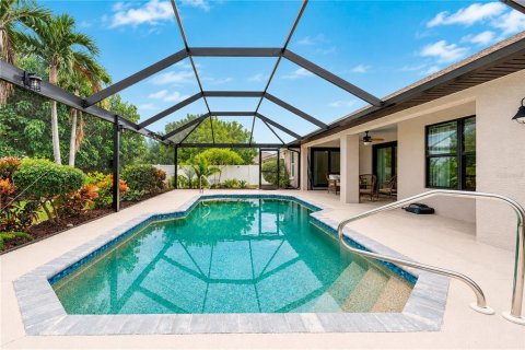 Villa ou maison à vendre à Cape Coral, Floride: 3 chambres, 170.75 m2 № 2395543 - photo 6