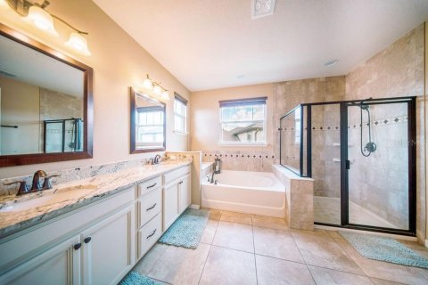 Villa ou maison à vendre à Orlando, Floride: 5 chambres, 367.52 m2 № 2129998 - photo 29
