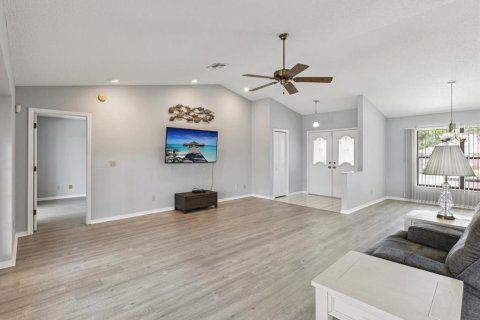 Villa ou maison à vendre à Spring Hill, Floride: 3 chambres, 158.68 m2 № 1833133 - photo 7