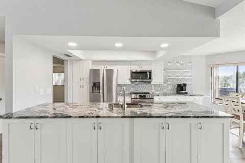 Villa ou maison à vendre à Spring Hill, Floride: 3 chambres, 158.68 m2 № 1833133 - photo 11