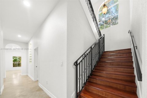 Купить виллу или дом в Майами, Флорида 5 спален, 319.49м2, № 1997453 - фото 28