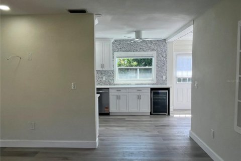 Casa en alquiler en Saint Petersburg, Florida, 3 dormitorios, 104.79 m2 № 1805455 - foto 19