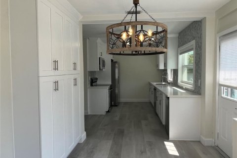 Casa en alquiler en Saint Petersburg, Florida, 3 dormitorios, 104.79 m2 № 1805455 - foto 21
