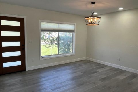 Casa en alquiler en Saint Petersburg, Florida, 3 dormitorios, 104.79 m2 № 1805455 - foto 13