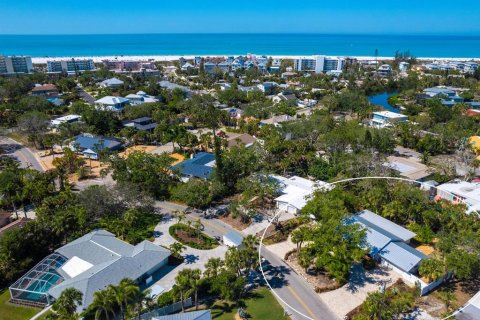Casa en venta en Sarasota, Florida, 3 dormitorios, 154.12 m2 № 1733133 - foto 9