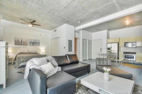 Appartement à louer à Miami, Floride: 1 chambre № 2046097 - photo 12